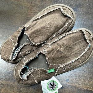 Sanuk hemp slide on shoes. Color is olive